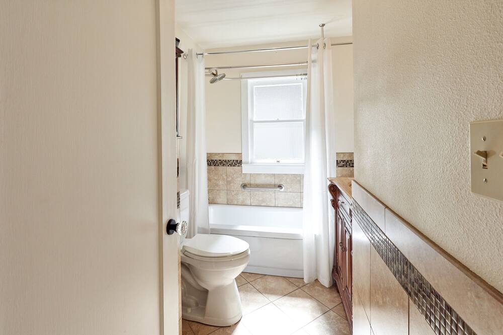 Photo of Bathroom in Woodstock