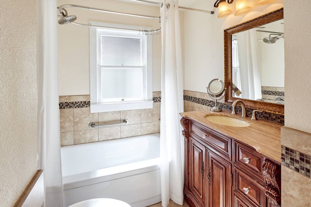 Photo of Bathroom in Woodstock