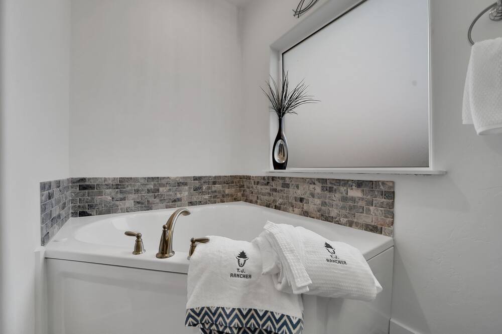 Photo of Bathroom in Twin Falls