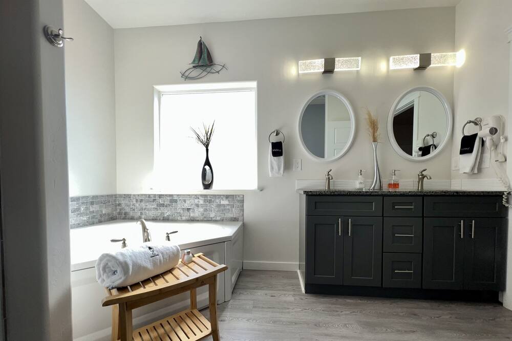 Photo of Bathroom in Twin Falls