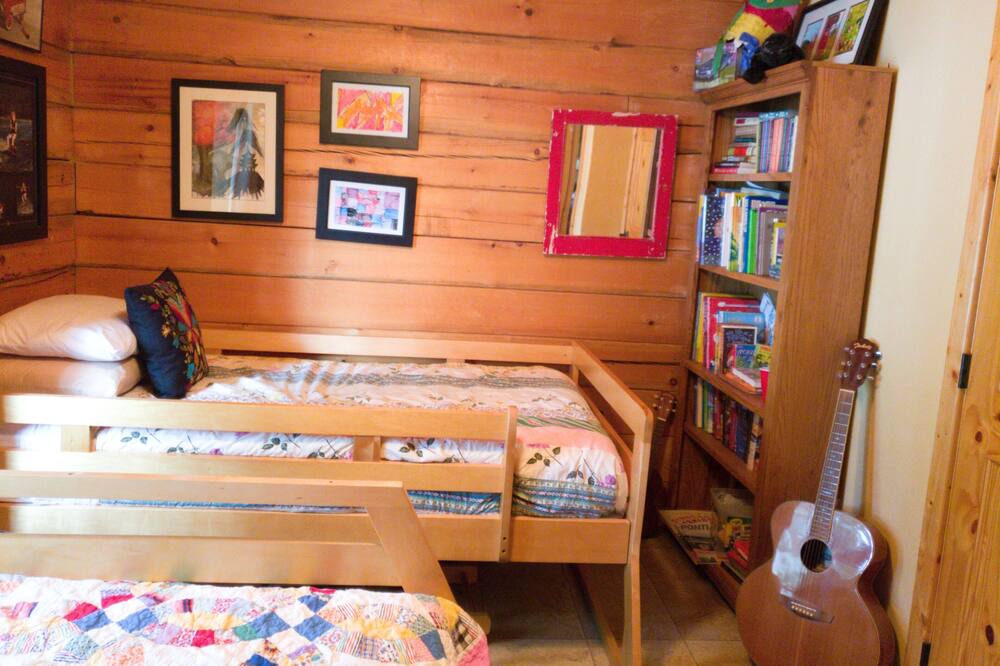 Photo of Bedroom in Hope