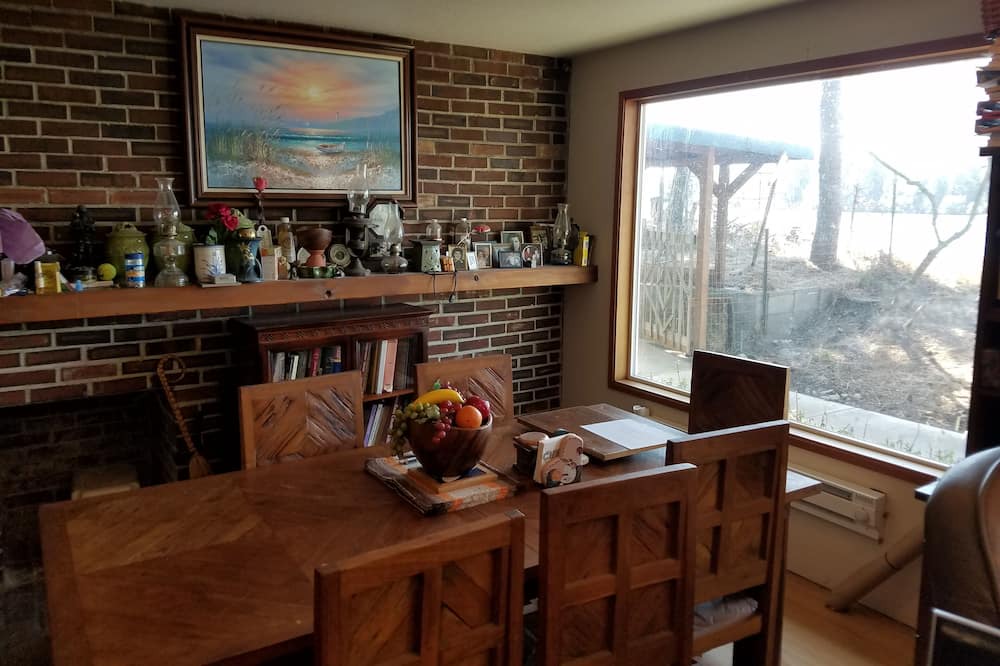 Photo of Bedroom in Marrowstone