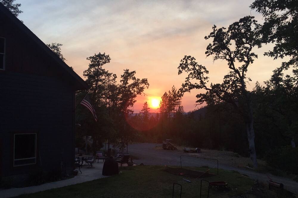 Photo of Others in Murphy