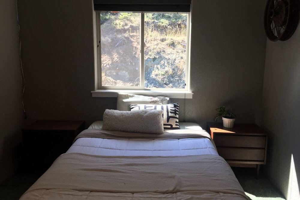 Photo of Bedroom in Murphy