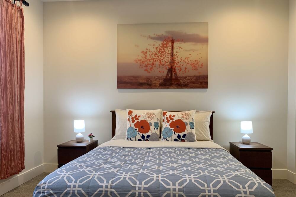 Photo of Bedroom in Anacortes