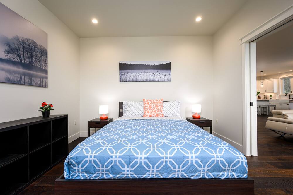 Photo of Bedroom in Anacortes