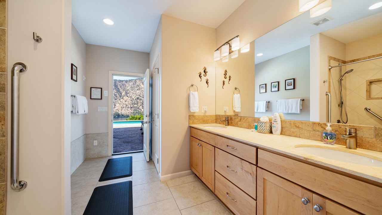 Photo of Kitchen in Helios Hills
