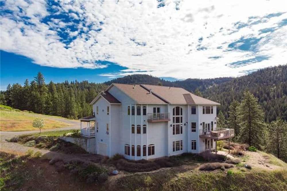 Photo of Outdoor in Kettle Falls