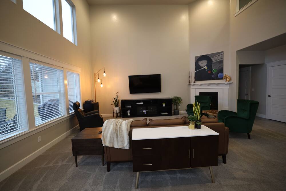Photo of Bedroom in Southwest Ada County Alliance