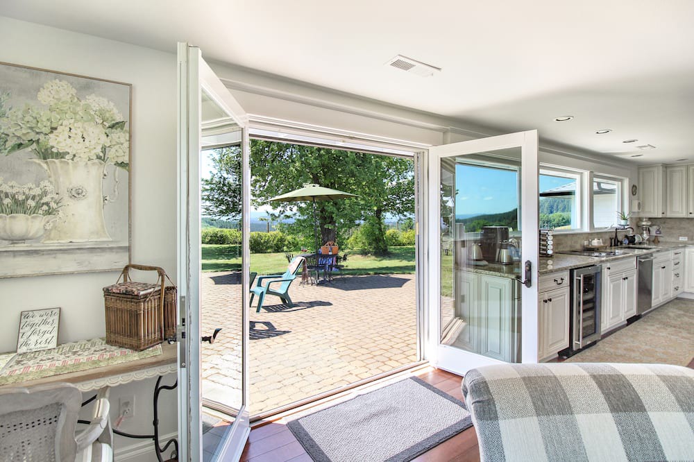 Photo of Bedroom in Newberg