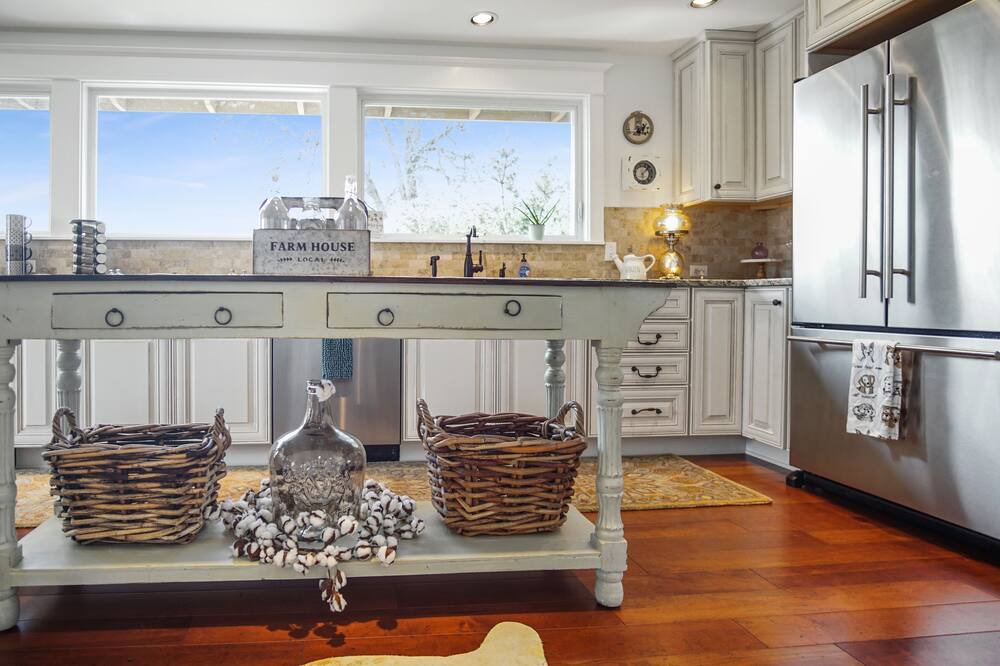 Photo of Kitchen in Newberg