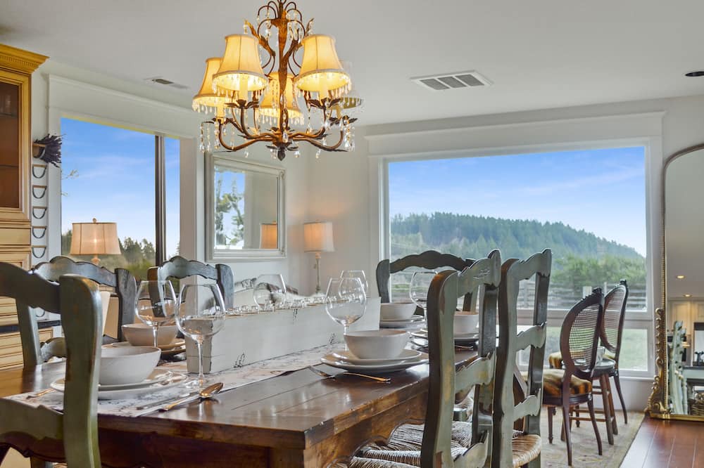 Photo of Kitchen in Newberg