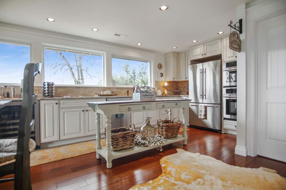 Photo of Kitchen in Newberg