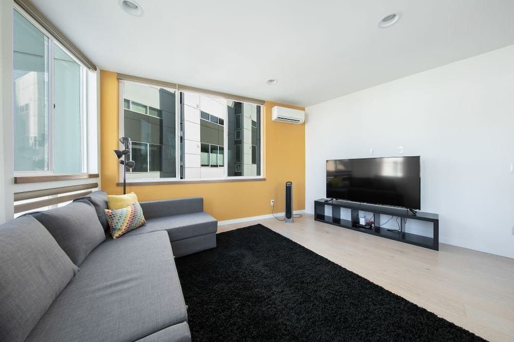 Photo of Bedroom in Squire Park