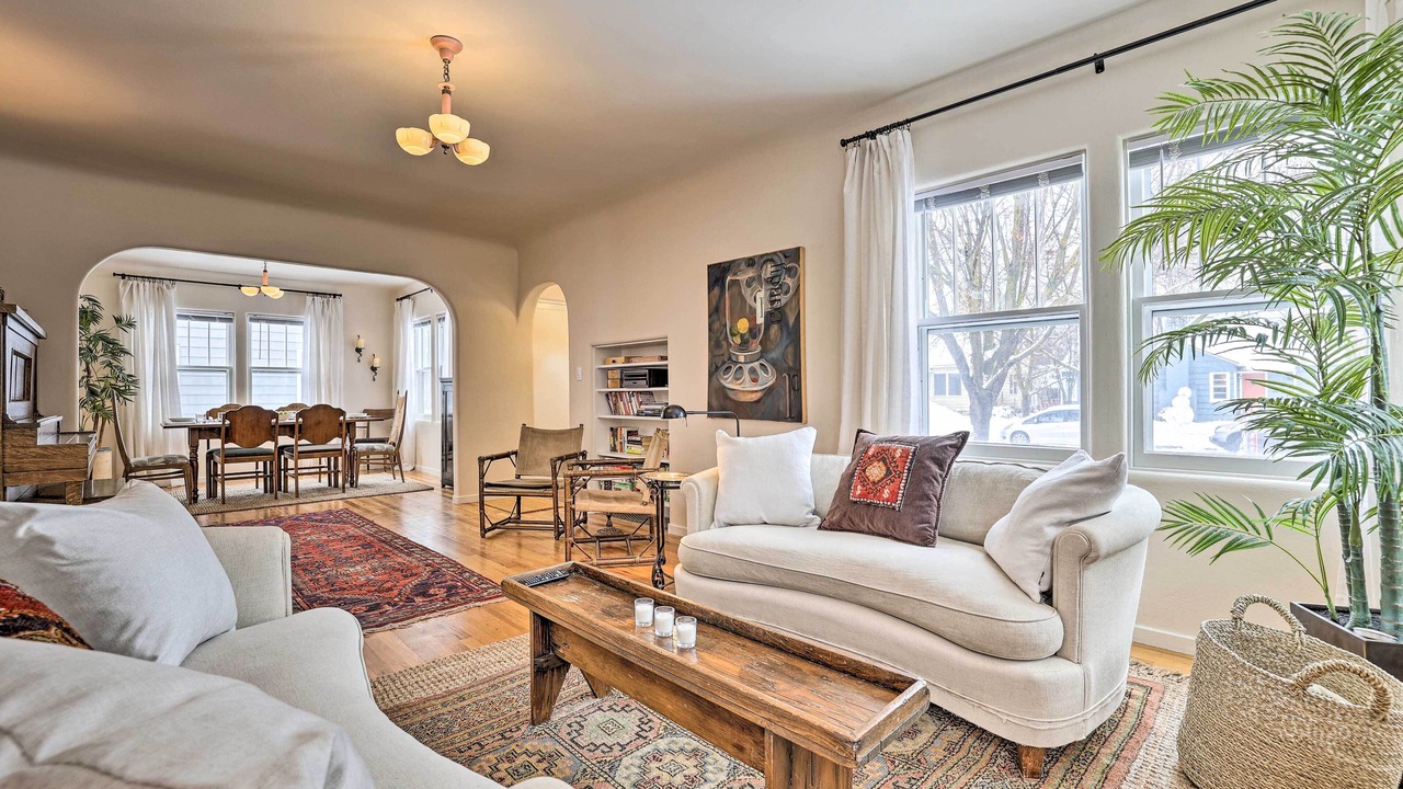 Photo of Livingroom in Veterans Park