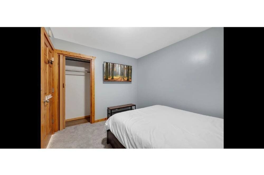 Photo of Bedroom in Kingston