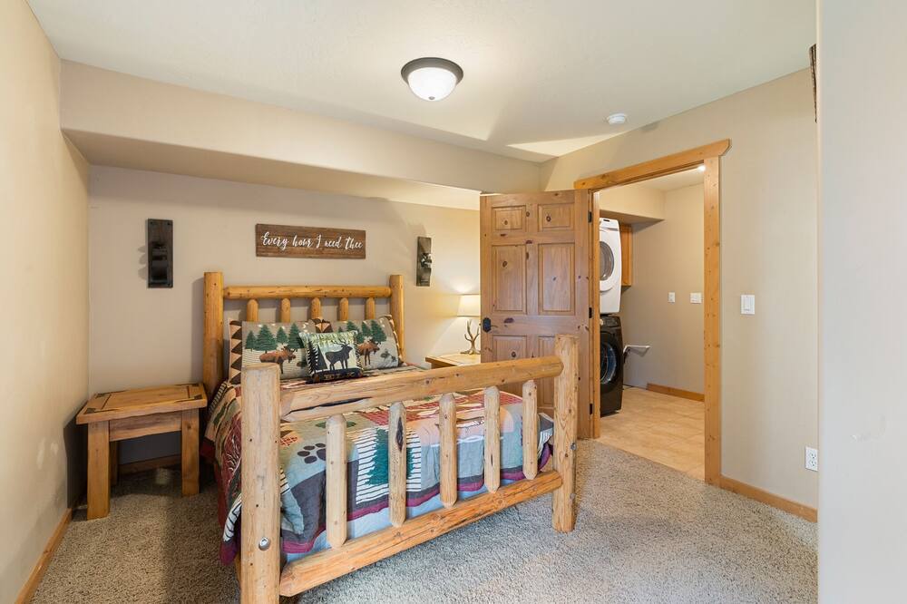Photo of Bedroom in Pinehurst