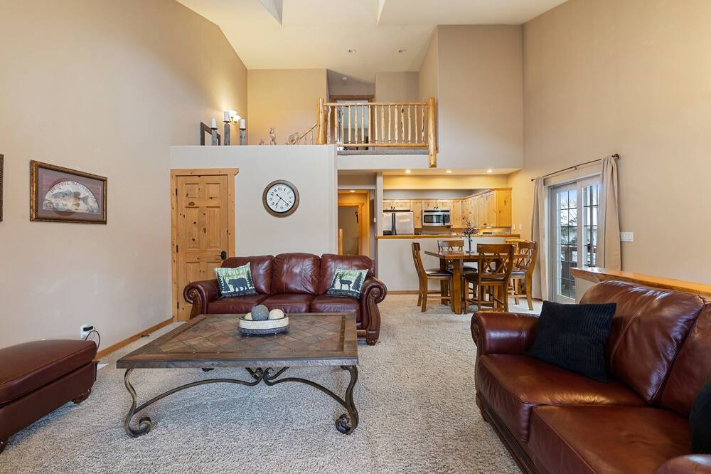 Photo of Livingroom in Pinehurst