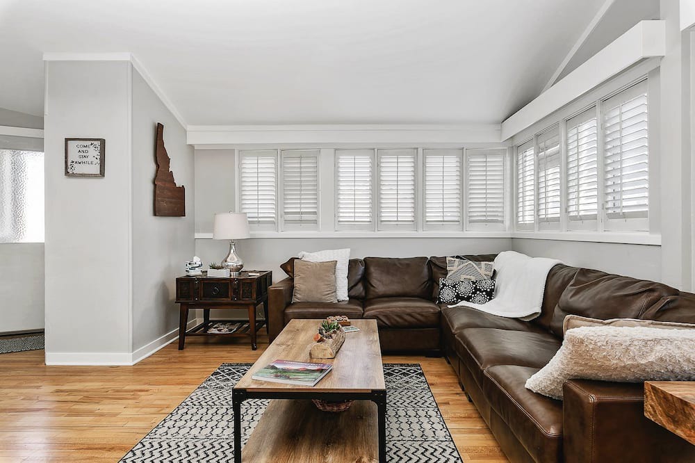 Photo of Livingroom in East End