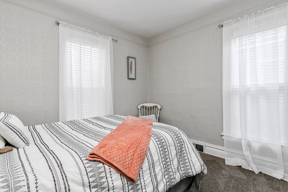 Photo of Bedroom in East End