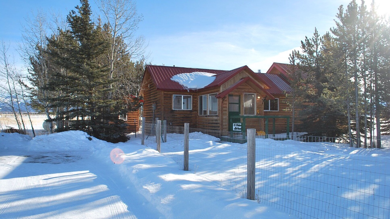 Photo of Outdoor in Leigh Creek Estates