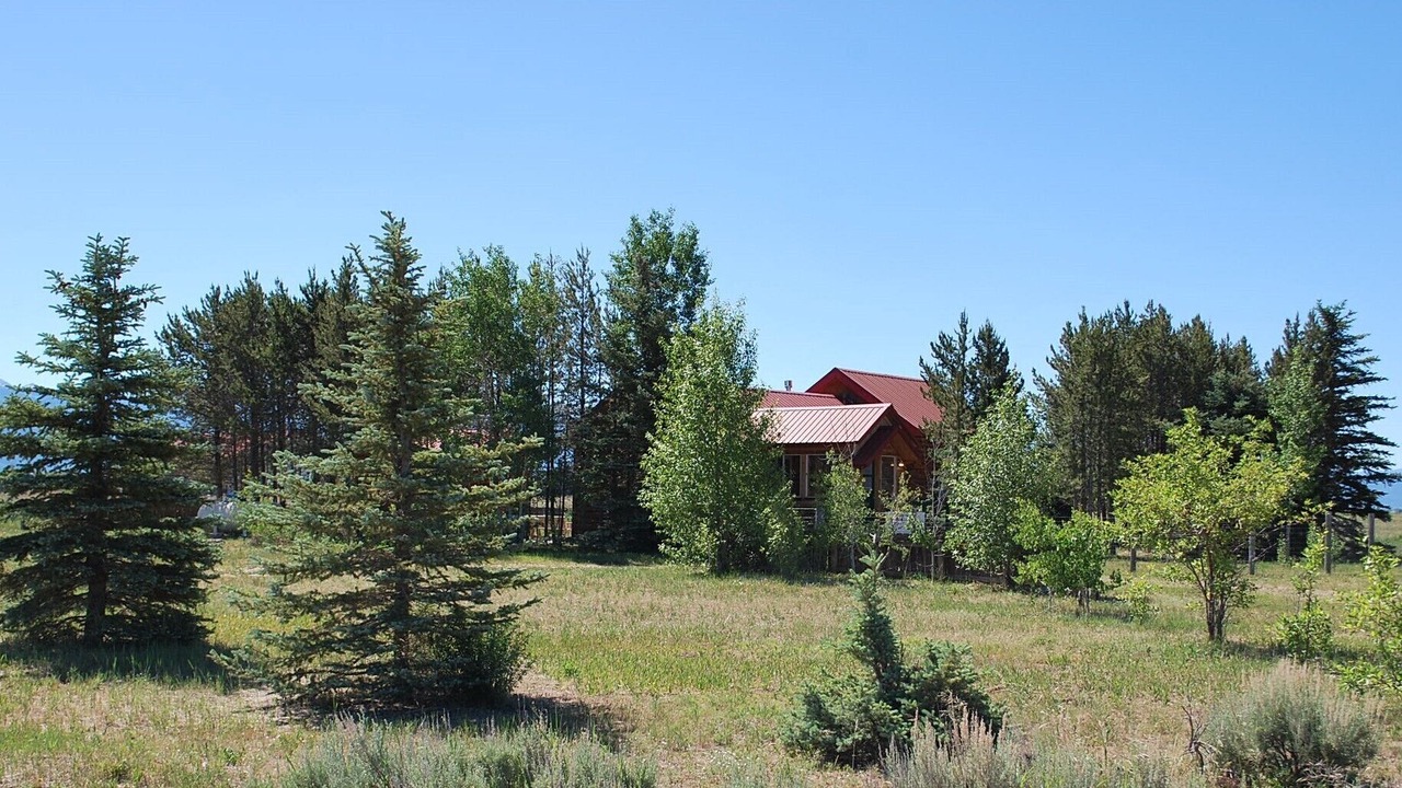 Photo of Outdoor in Leigh Creek Estates