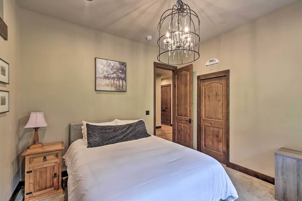 Photo of Bedroom in Fall City