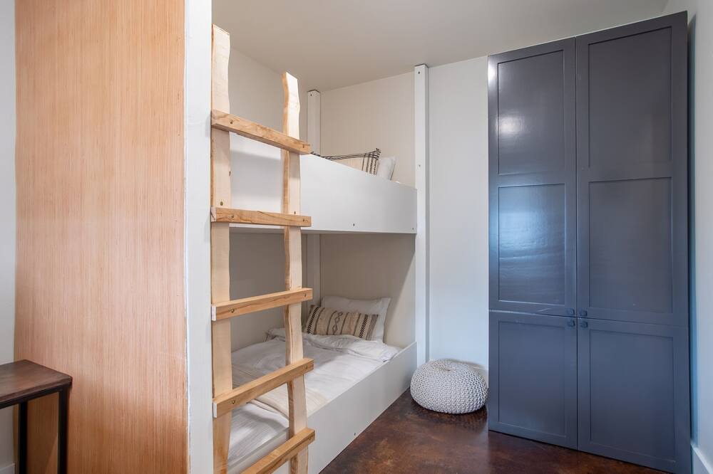Photo of Bedroom in Orchard Homes