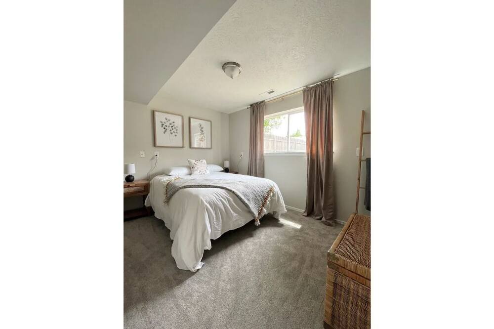 Photo of Bedroom in Veterans Park