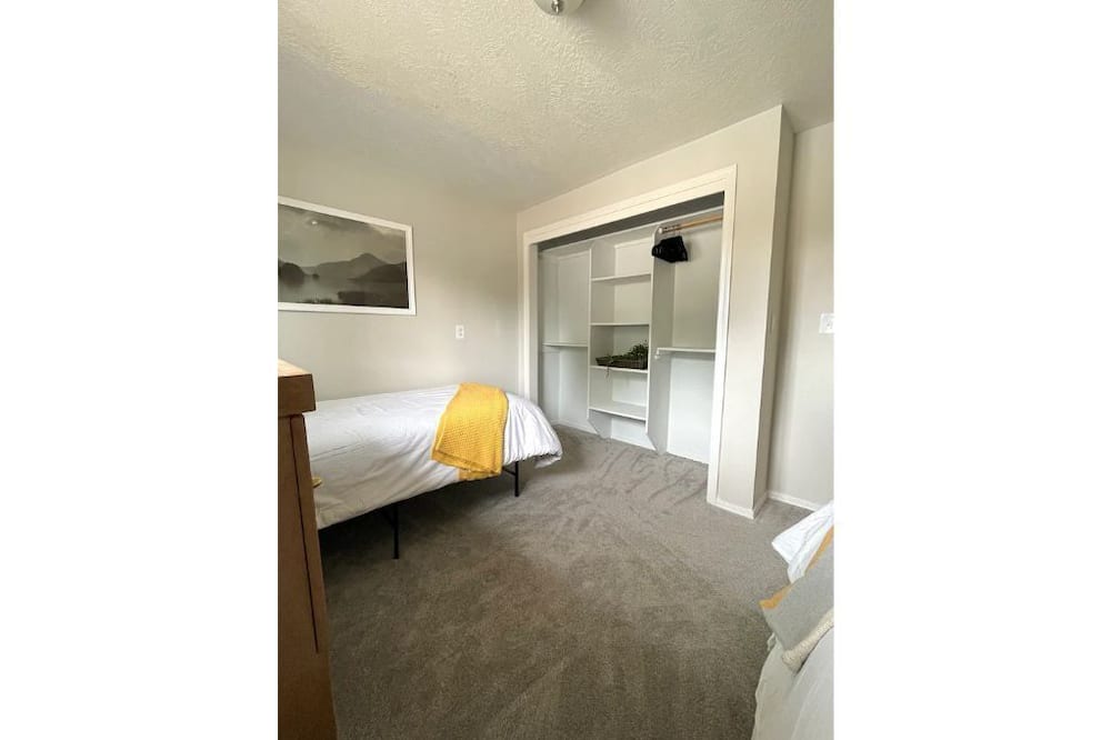 Photo of Bedroom in Veterans Park