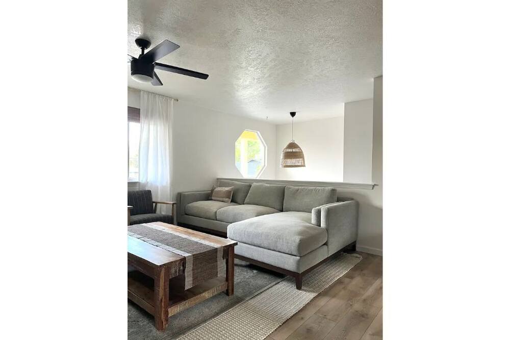Photo of Bedroom in Veterans Park