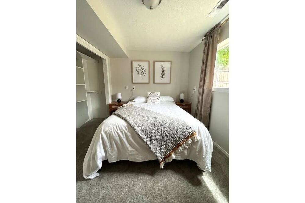 Photo of Bedroom in Veterans Park