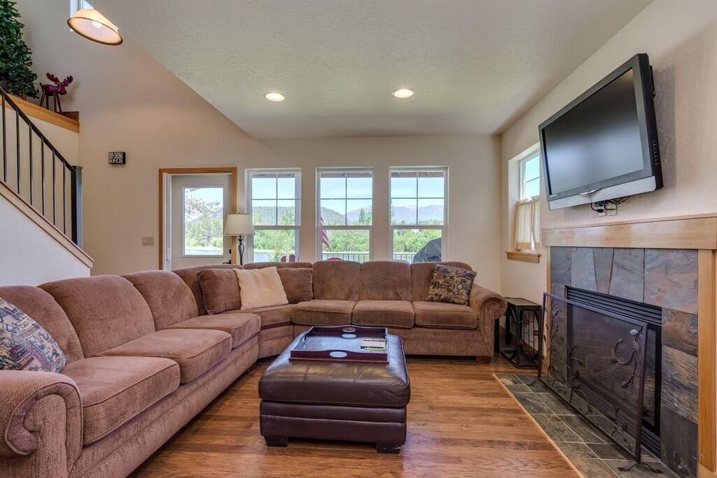 Photo of Livingroom in Dover Bay