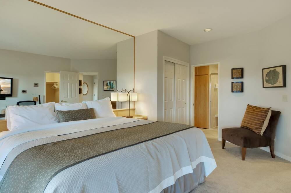Photo of Bedroom in Sagewood