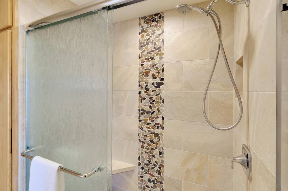 Photo of Bathroom in Sagewood