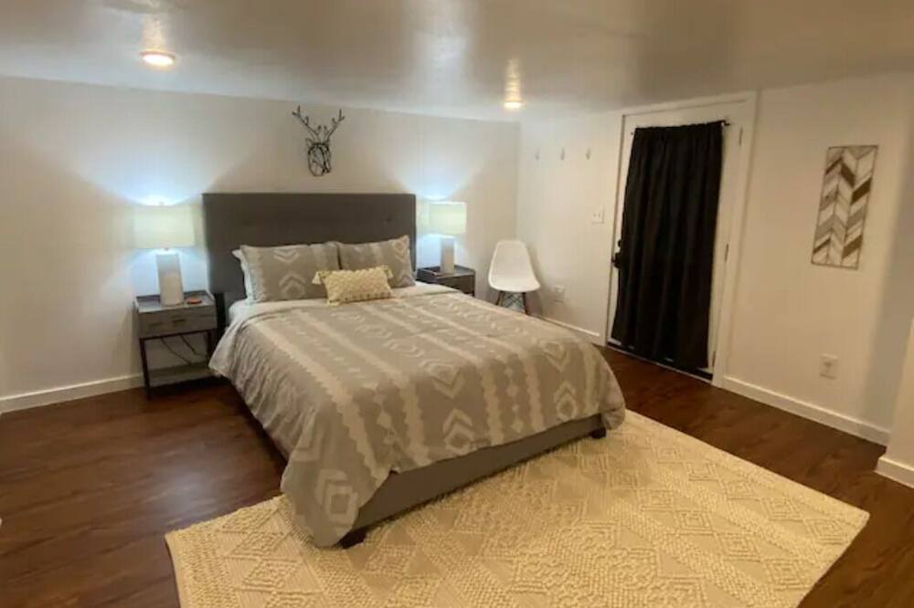 Photo of Bedroom in North End