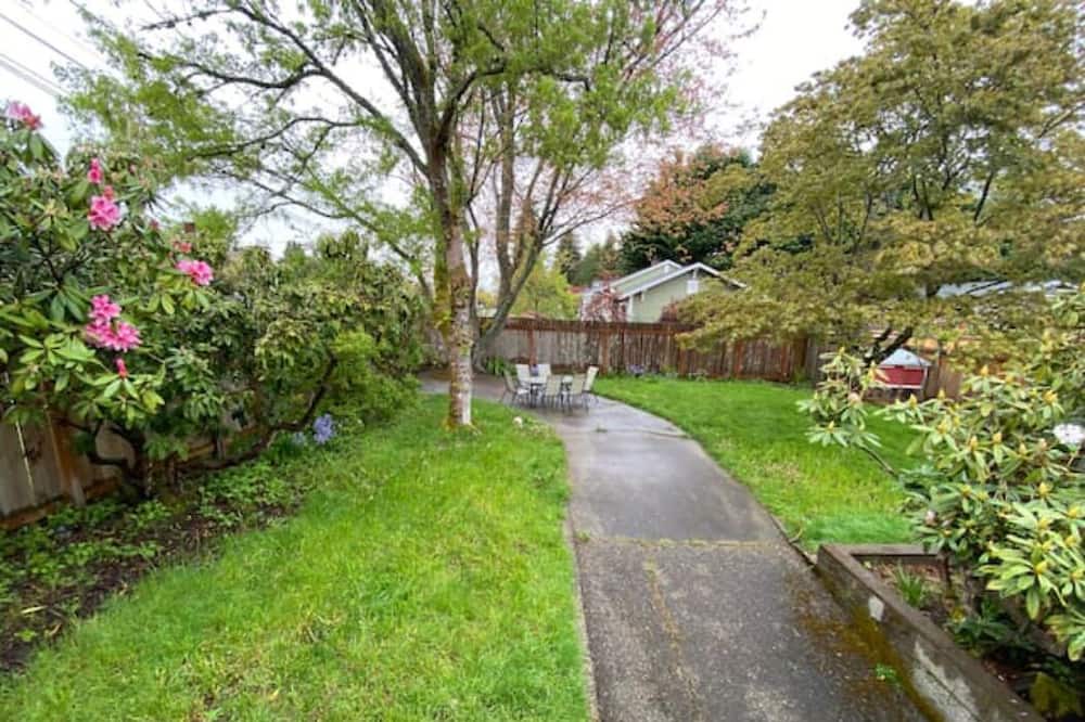 Photo of Outdoor in North End