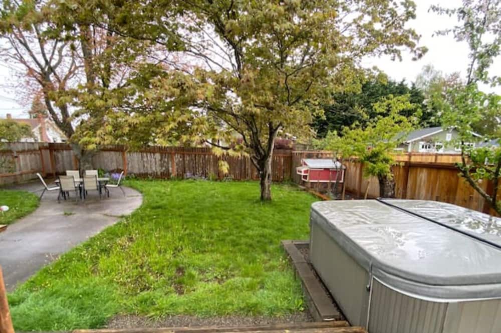 Photo of Outdoor in North End