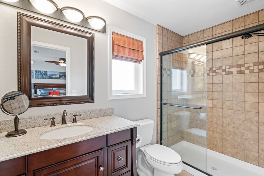 Photo of Bathroom in Sunland Estates