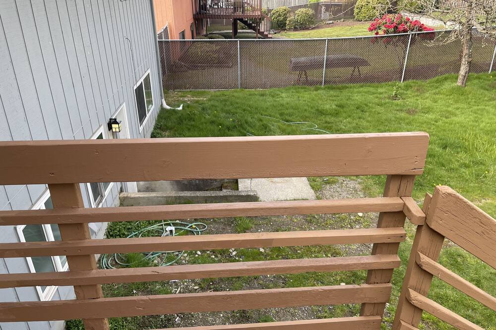Photo of Patio Balcony in University Place