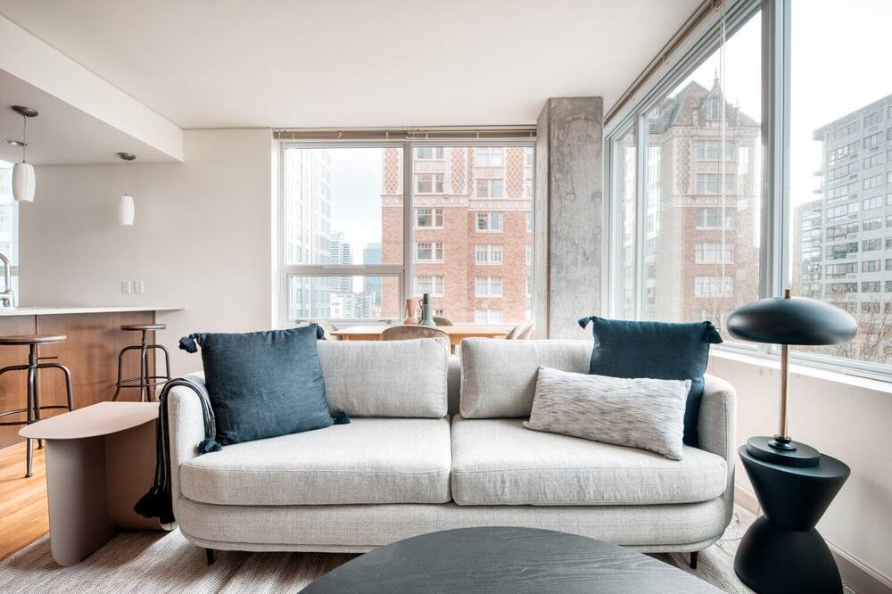 Photo of Livingroom in First Hill