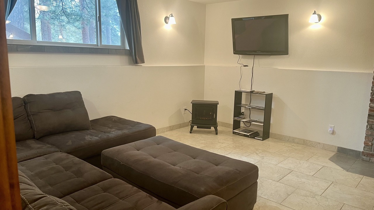 Photo of Livingroom in Chiloquin
