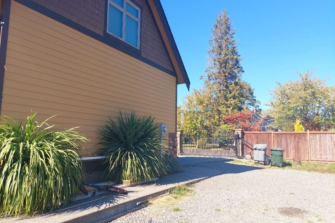 Photo of Outdoor in Parkland