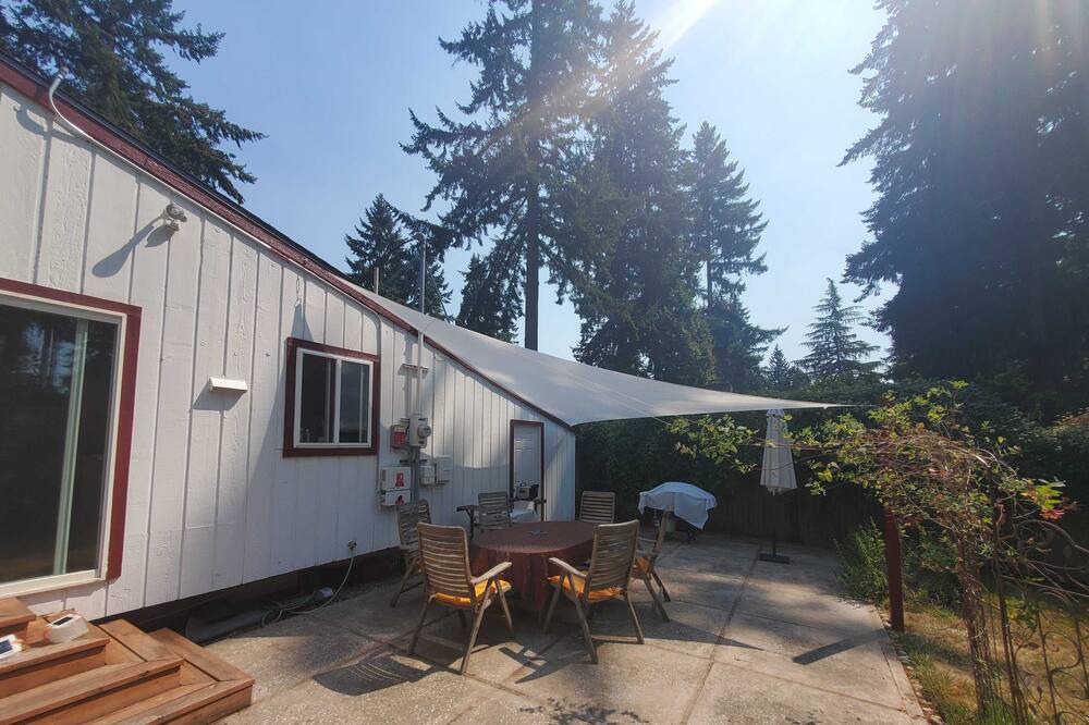 Photo of Patio Balcony in Lake Hills