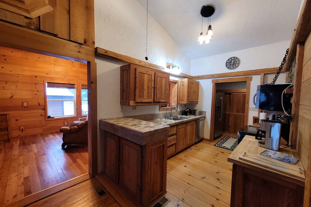 Photo of Bedroom in Sandpoint
