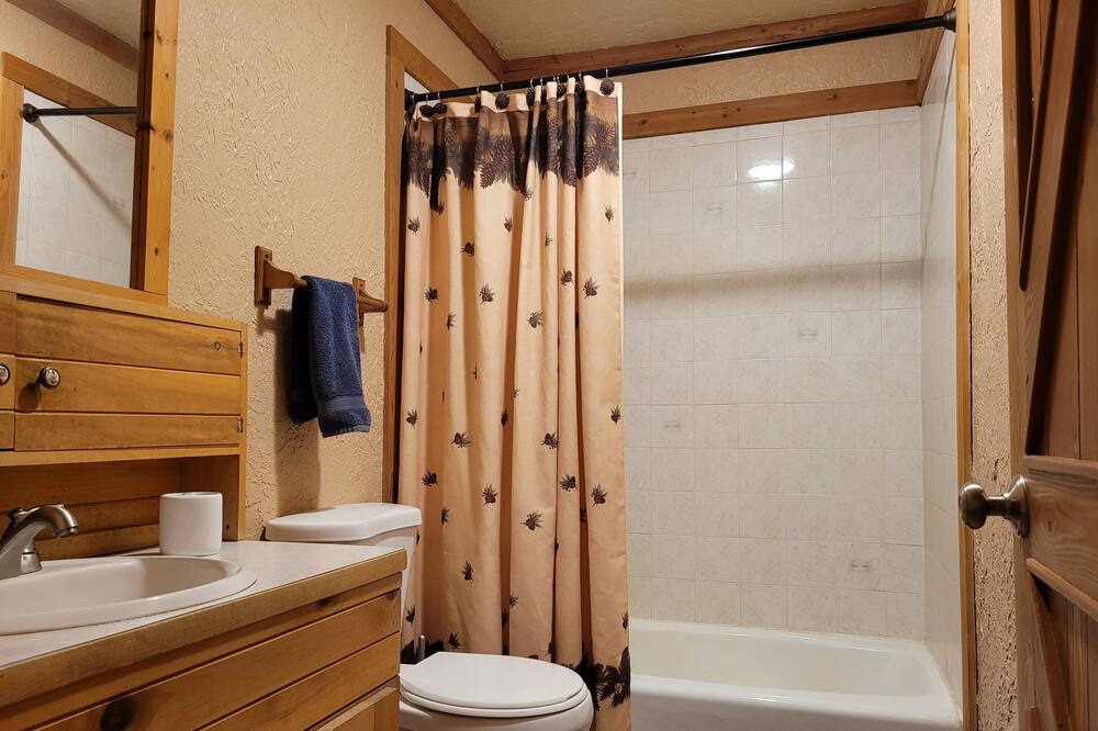 Photo of Bathroom in Sandpoint