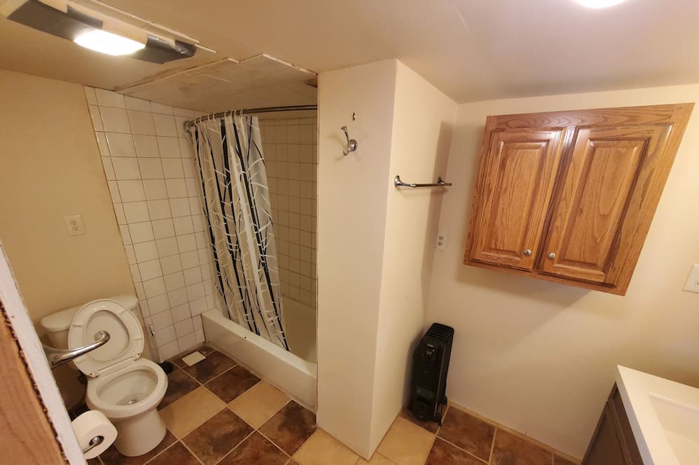 Photo of Bathroom in Oneida