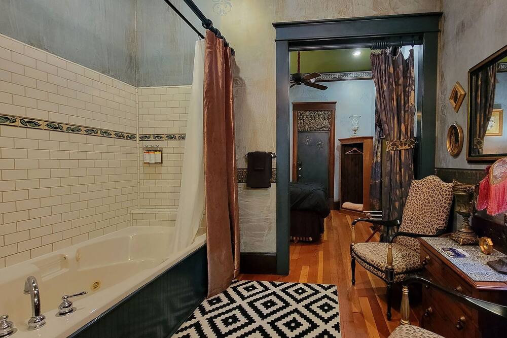 Photo of Bathroom in Historic Railroad District