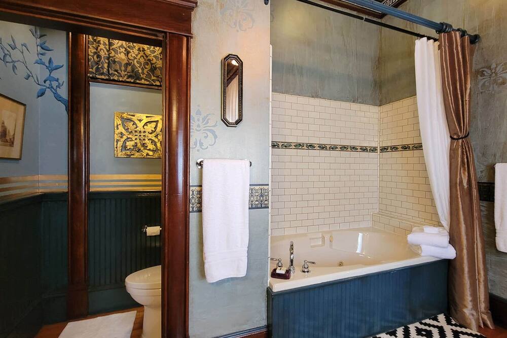 Photo of Bathroom in Historic Railroad District