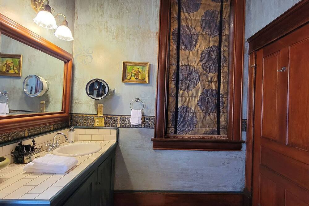 Photo of Bathroom in Historic Railroad District
